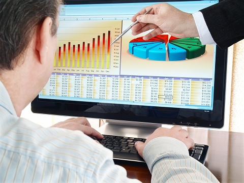 5 Reasons Why Online Entrepreneurs Need to Look Beyond the Numbers